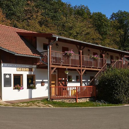 Penzion U Strakateho Kone Blansko Exterior photo